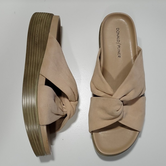 donald pliner freea wedge sandals